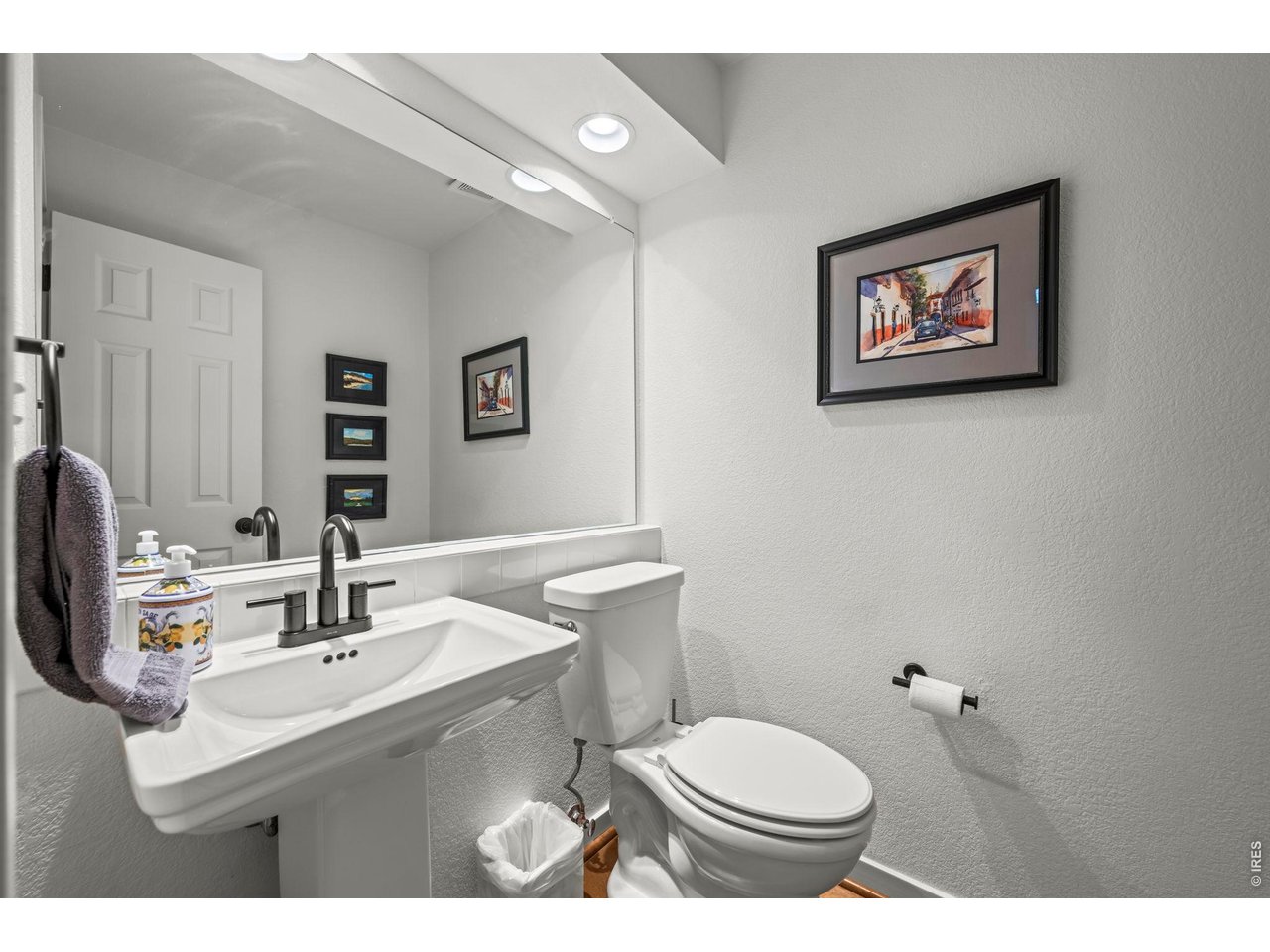 2416 Concord Cir