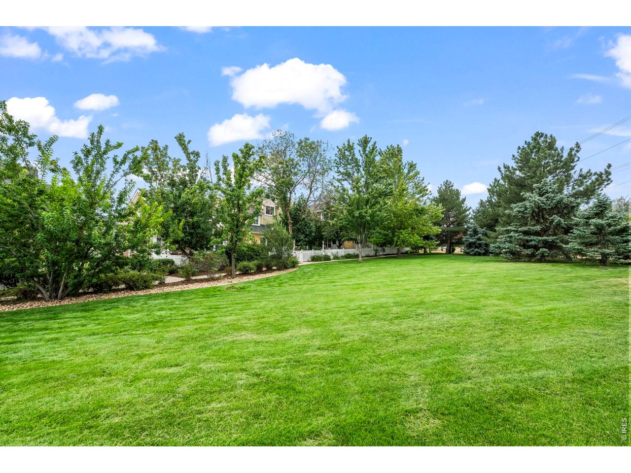 2416 Concord Cir