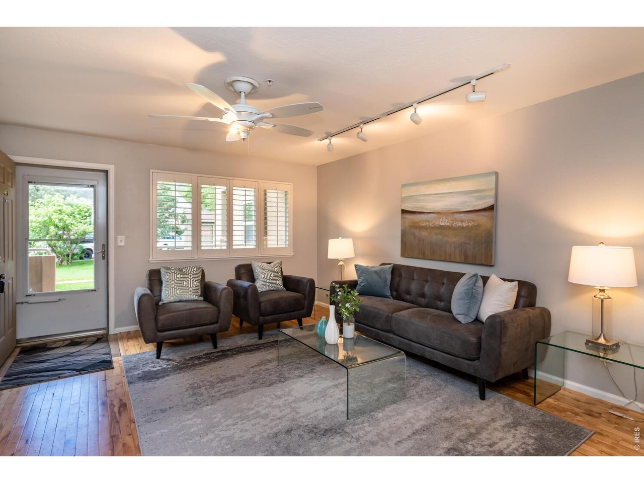 935 Broadway 103