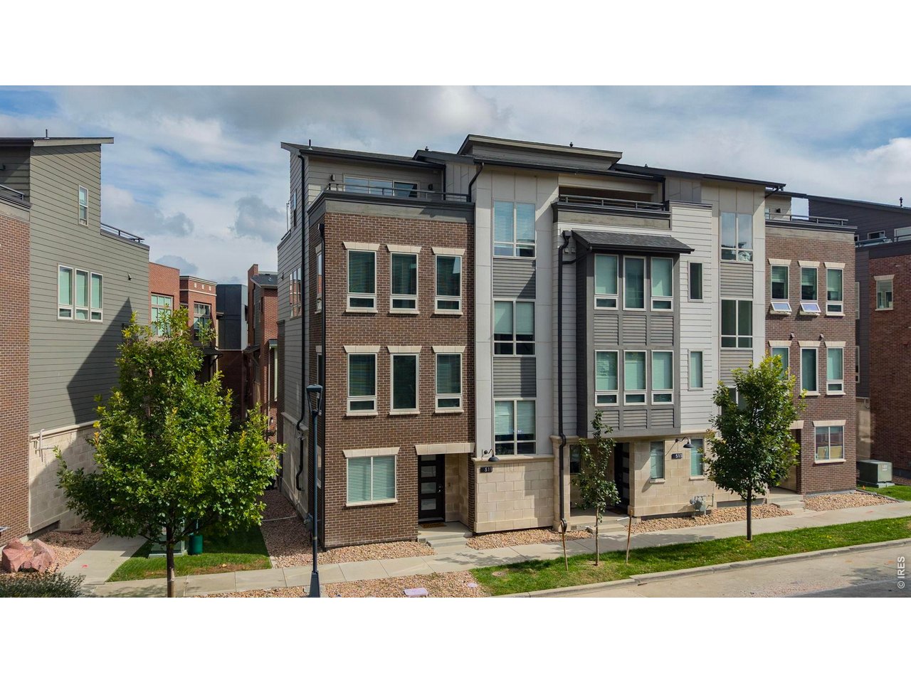 511 Promenade Dr