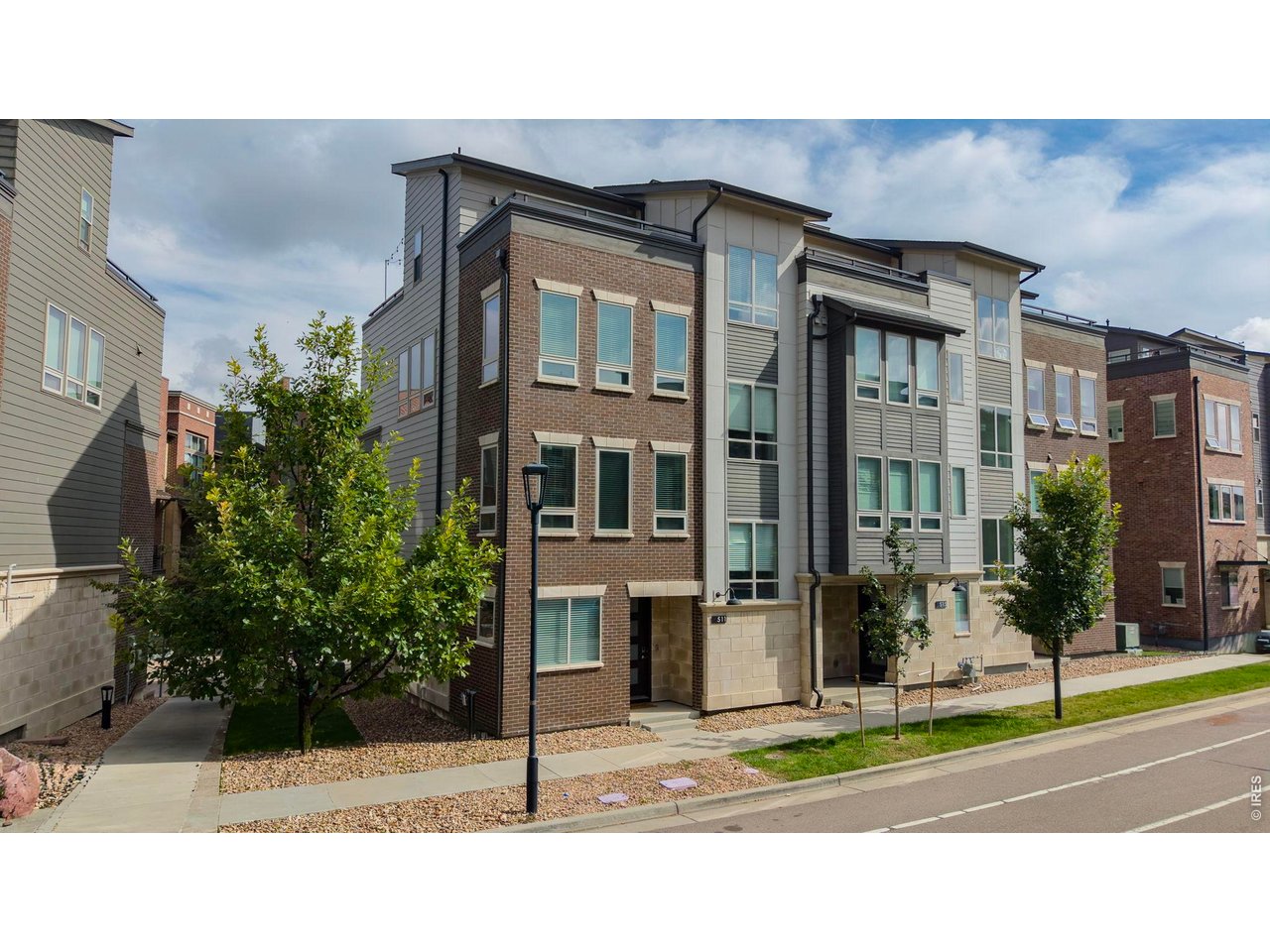 511 Promenade Dr