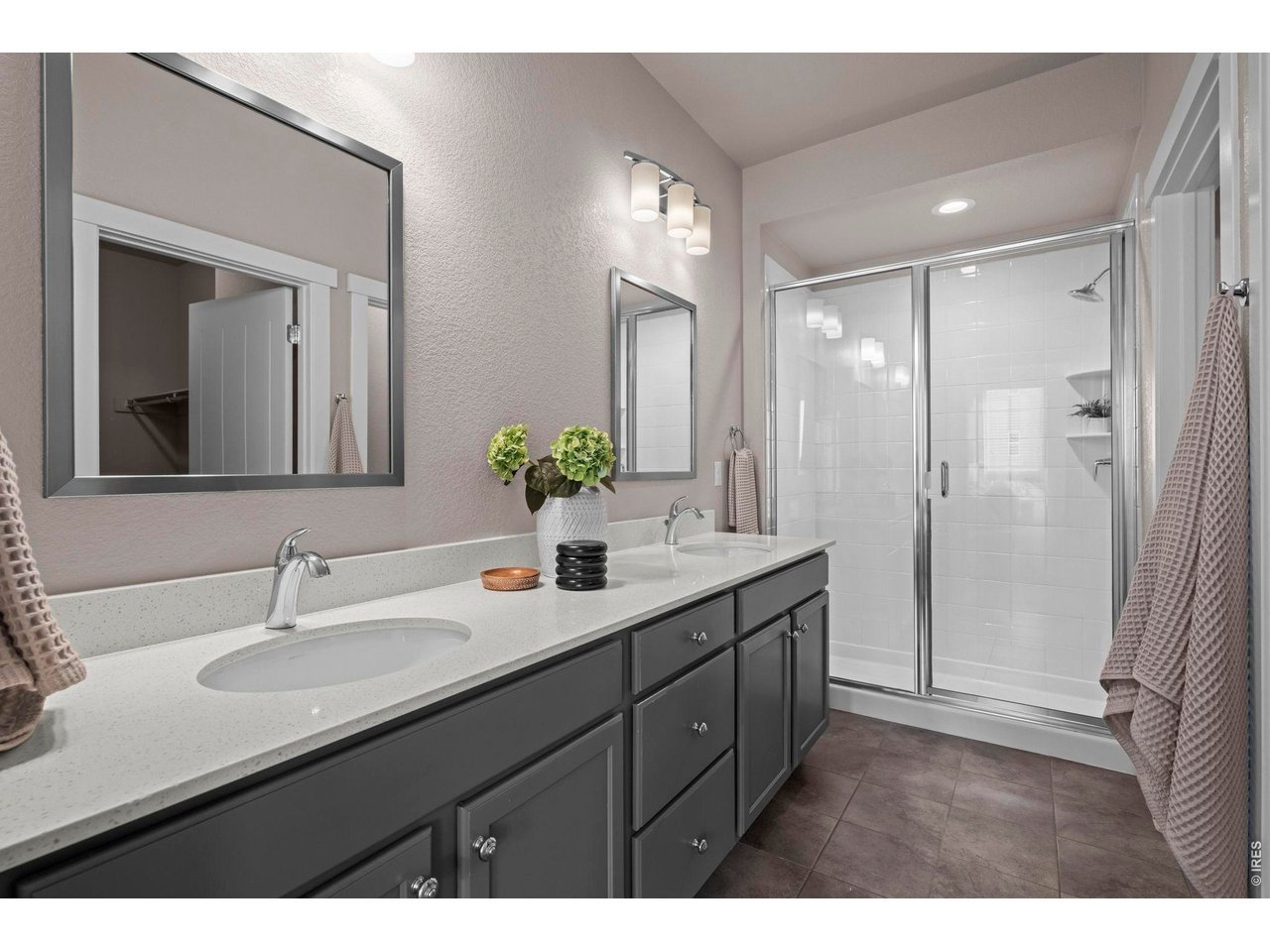 511 Promenade Dr