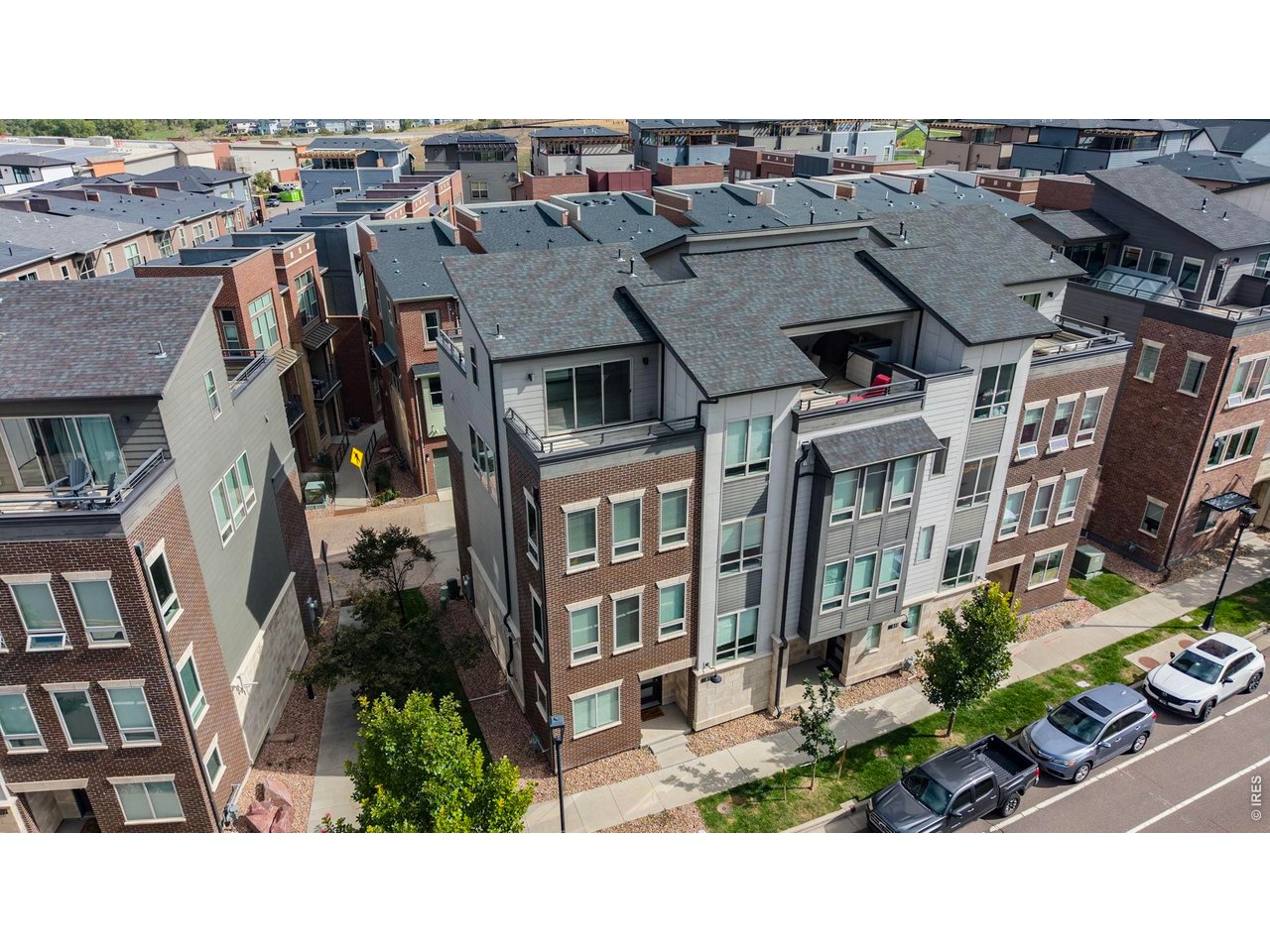 511 Promenade Dr