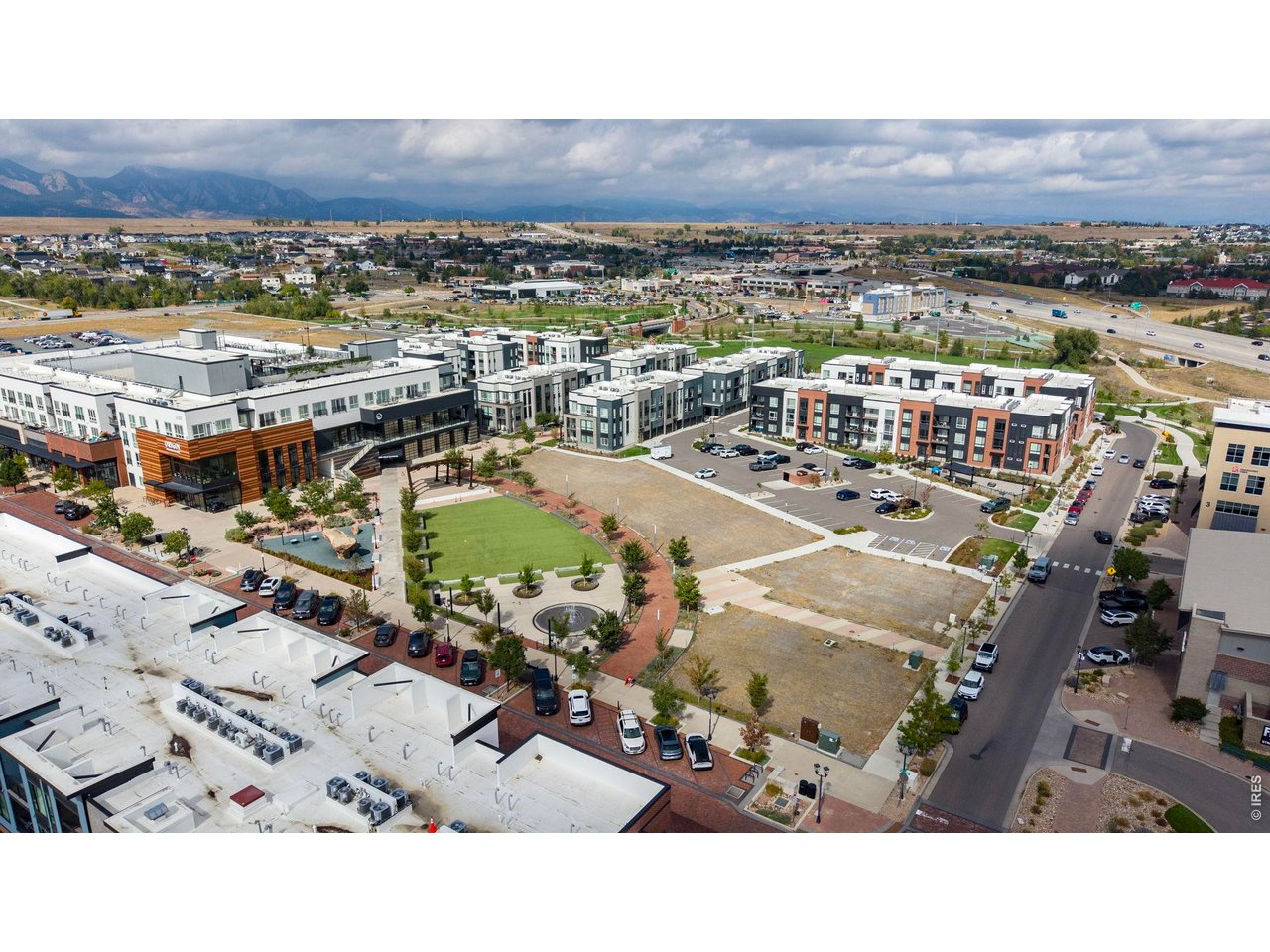 511 Promenade Dr