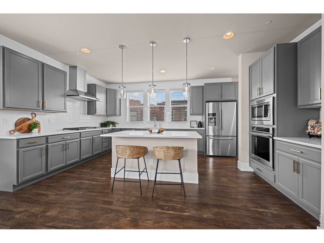 511 Promenade Dr