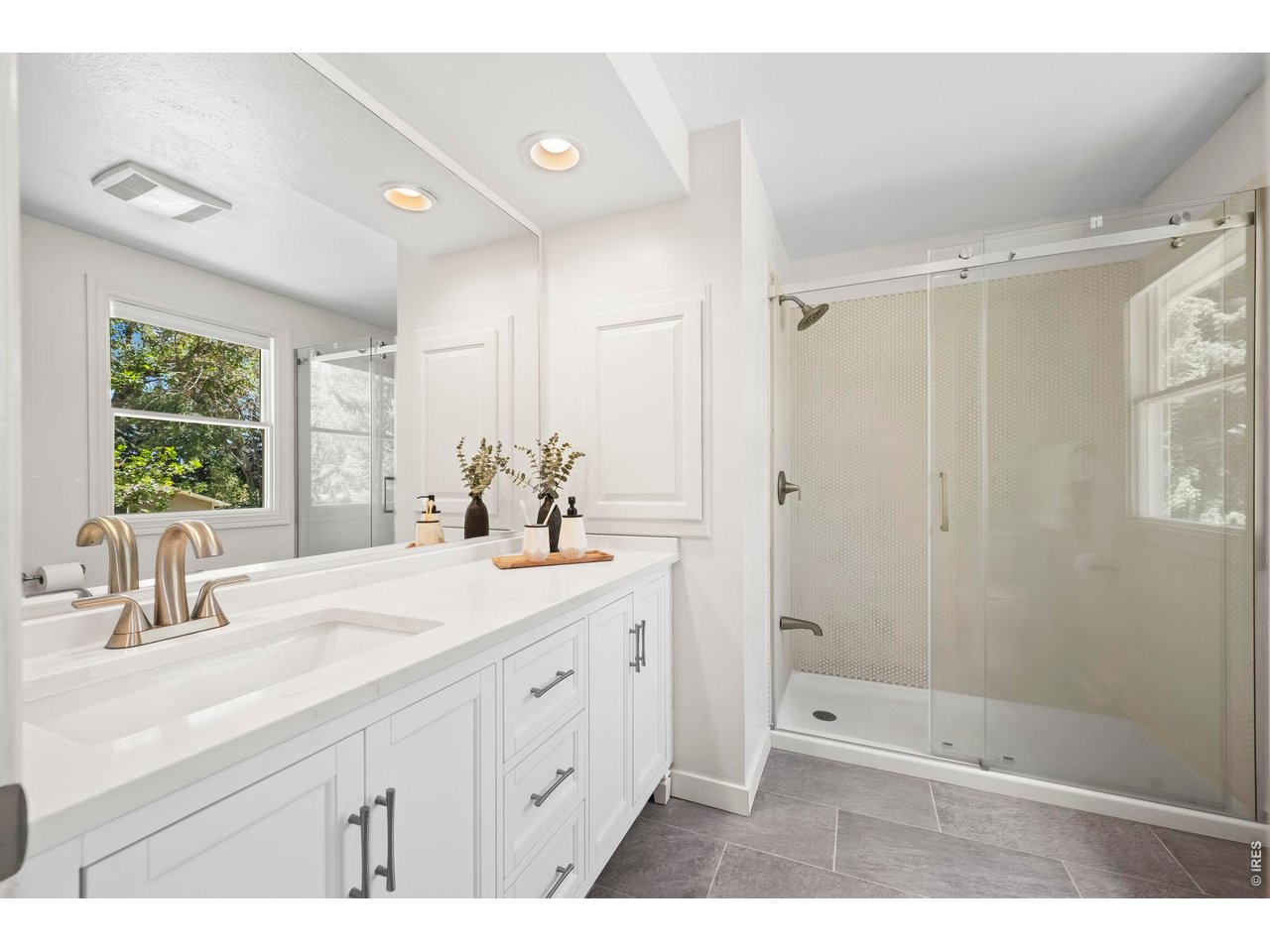 4398 Carter Trl