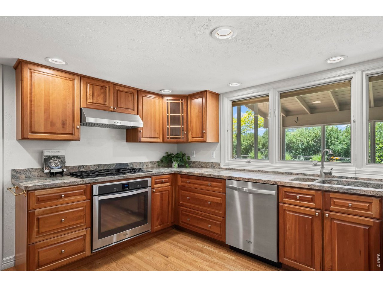 4398 Carter Trl