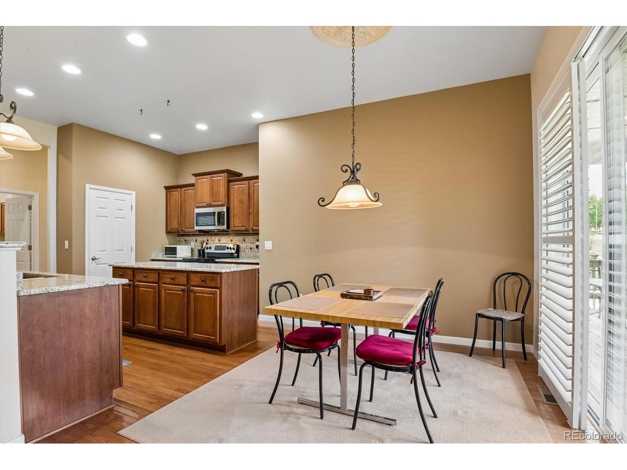 4943 Democrat Dr