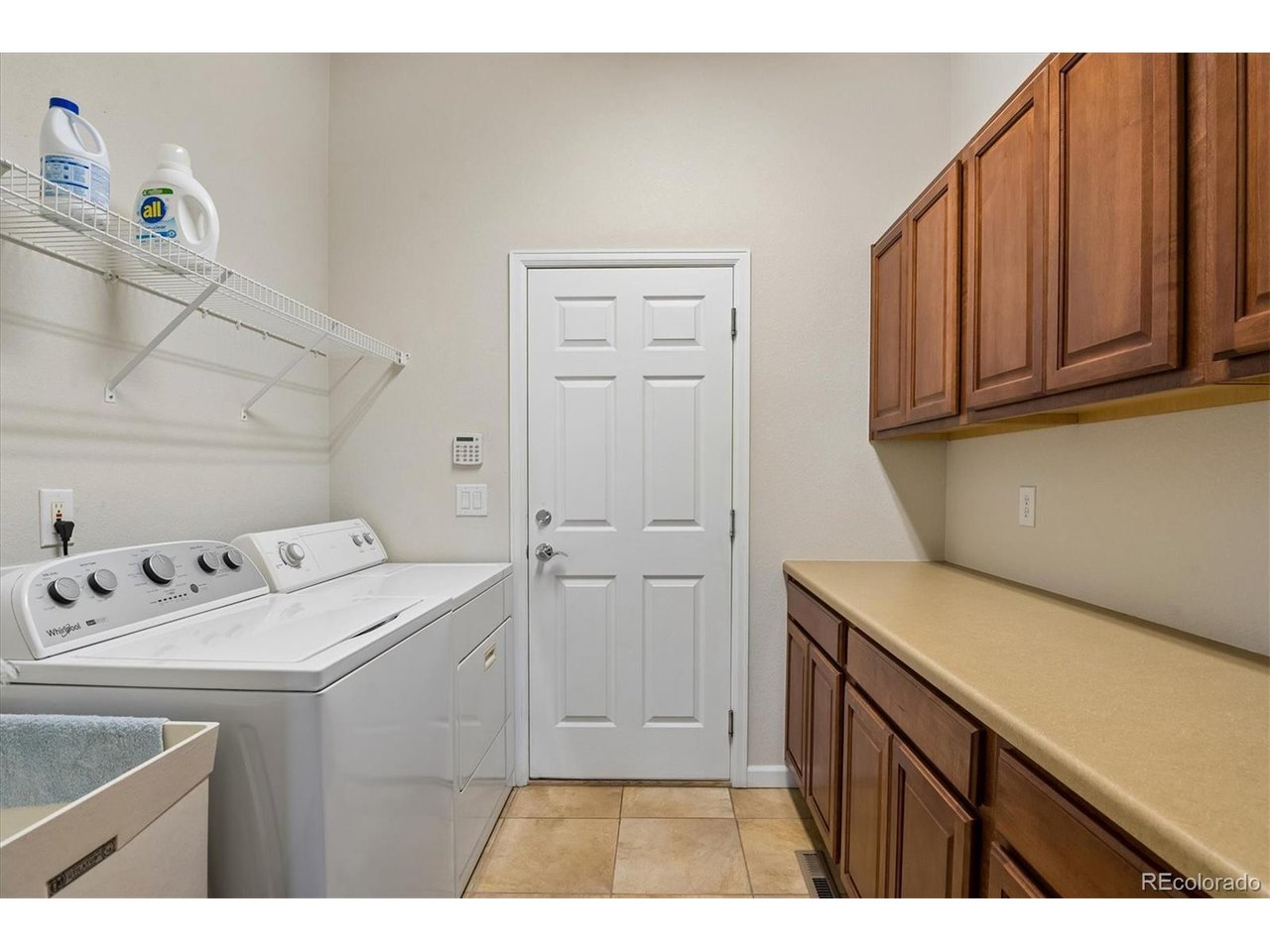 4943 Democrat Dr