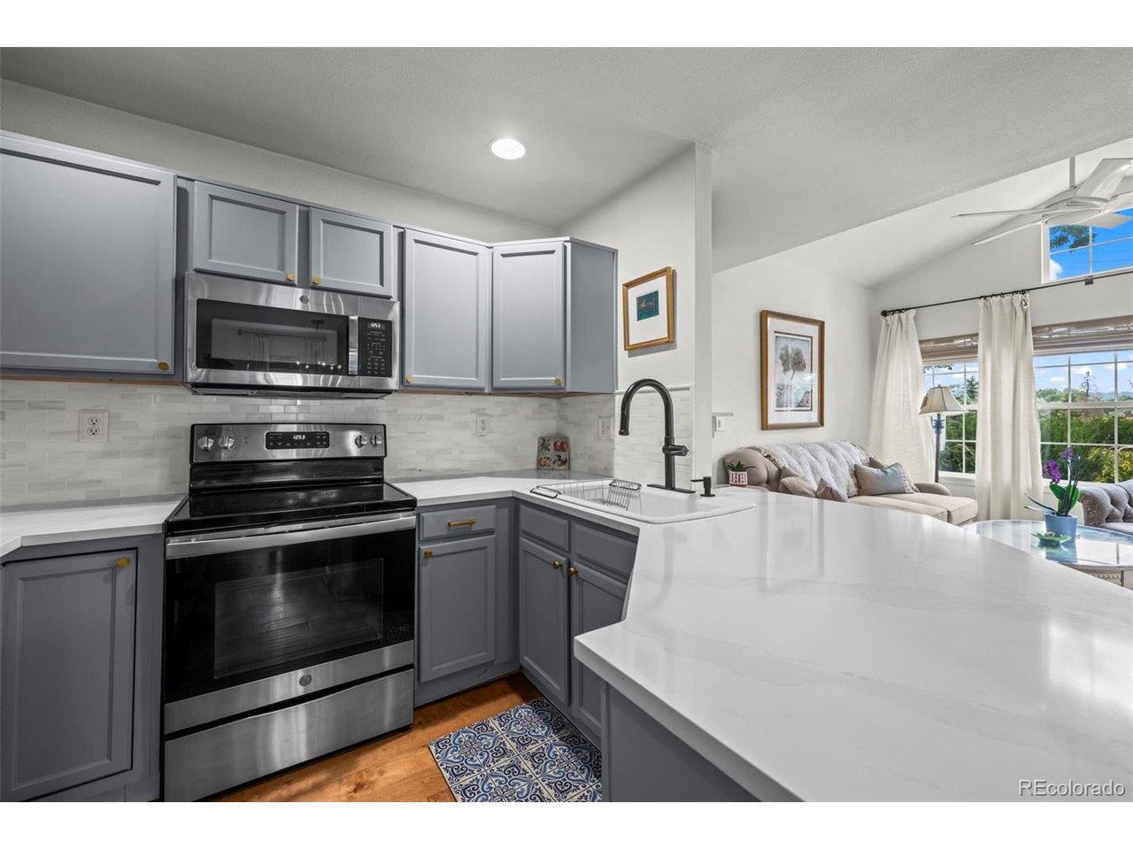 2416 Concord Cir