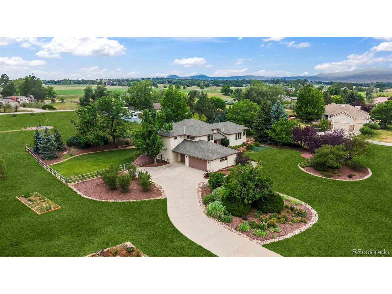 7542 Crestview Dr
