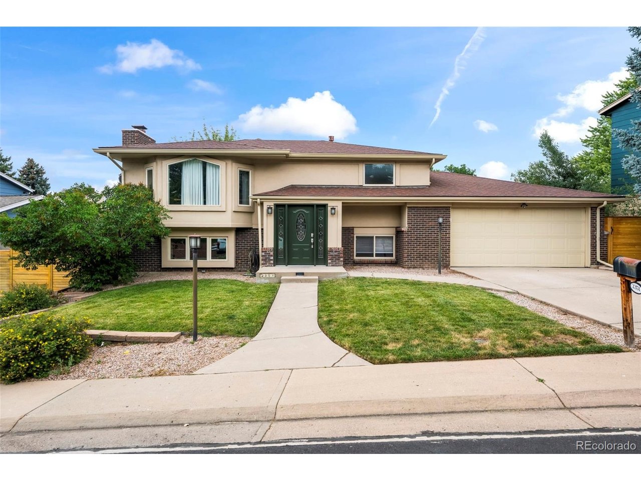 2351 S Garland Ct