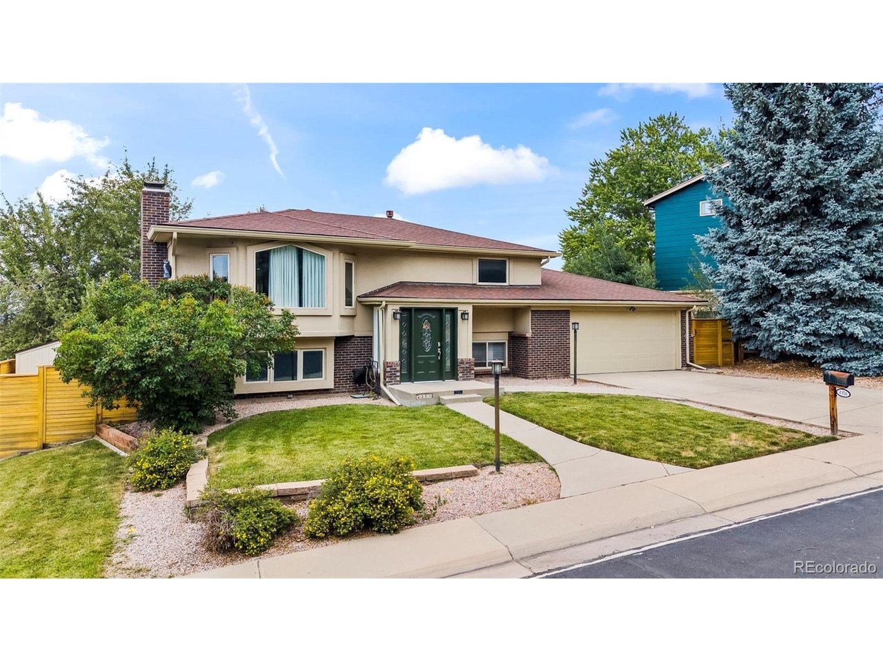2351 S Garland Ct