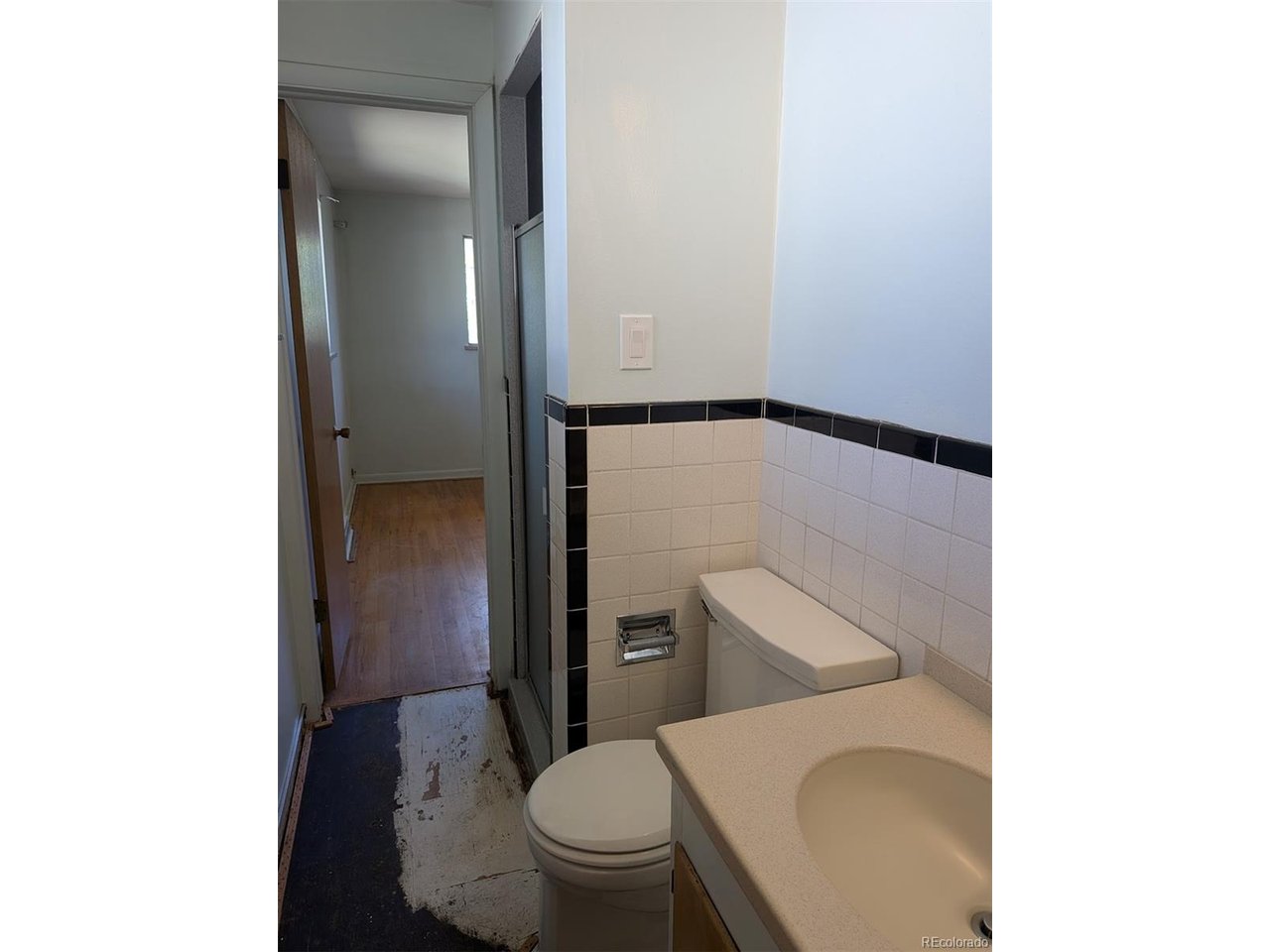 8223 W 62nd Pl