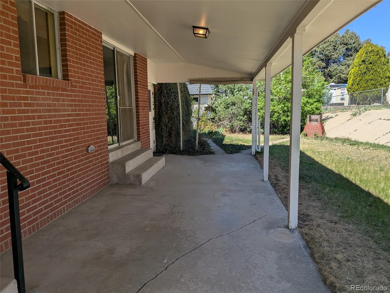 8223 W 62nd Pl