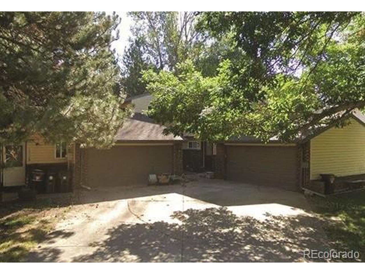 1094 Fairway Ct