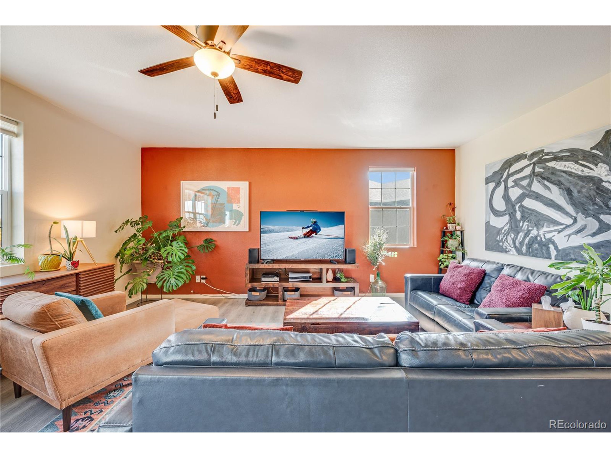 10252 Stagecoach Ave