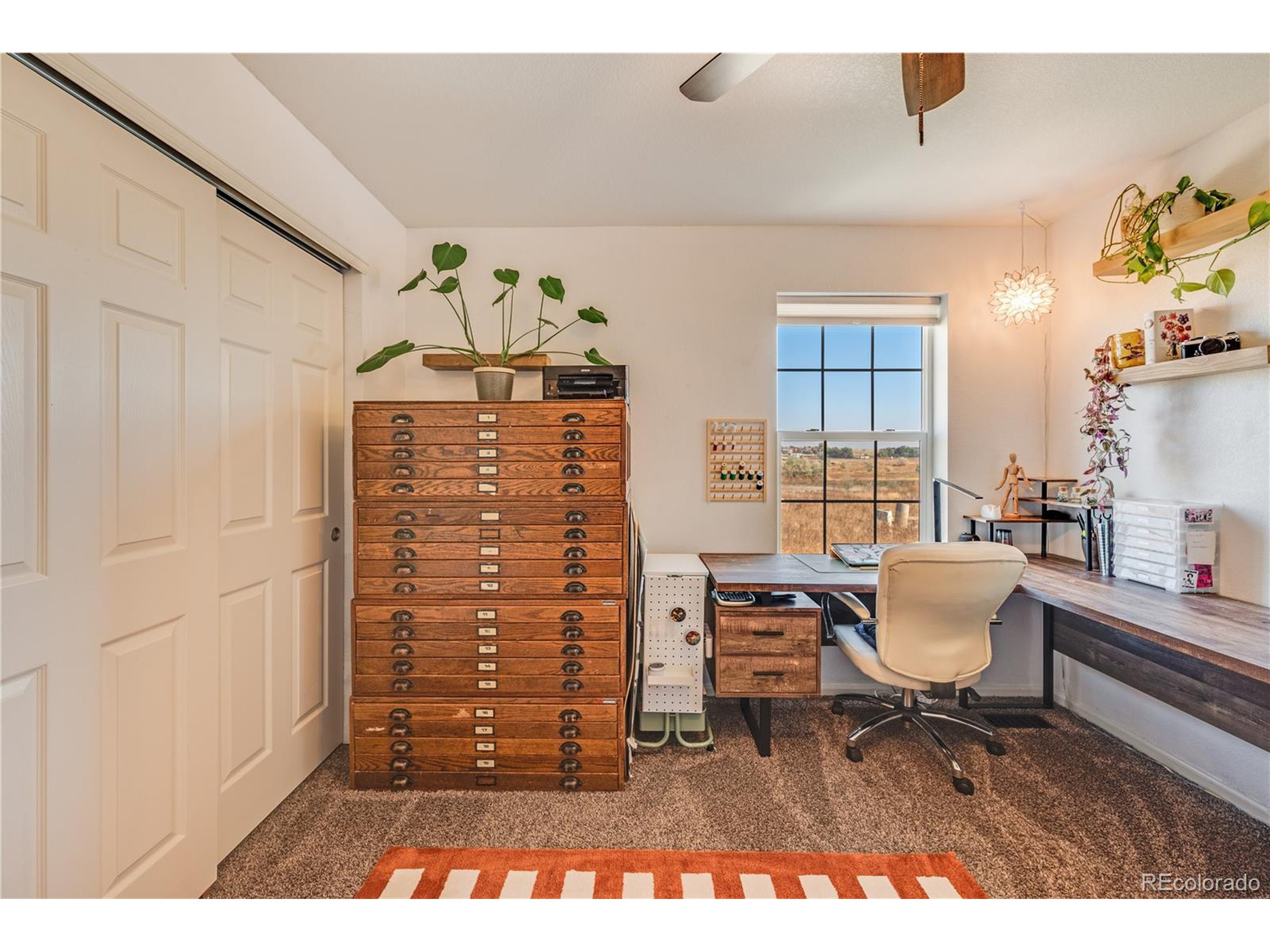 10252 Stagecoach Ave