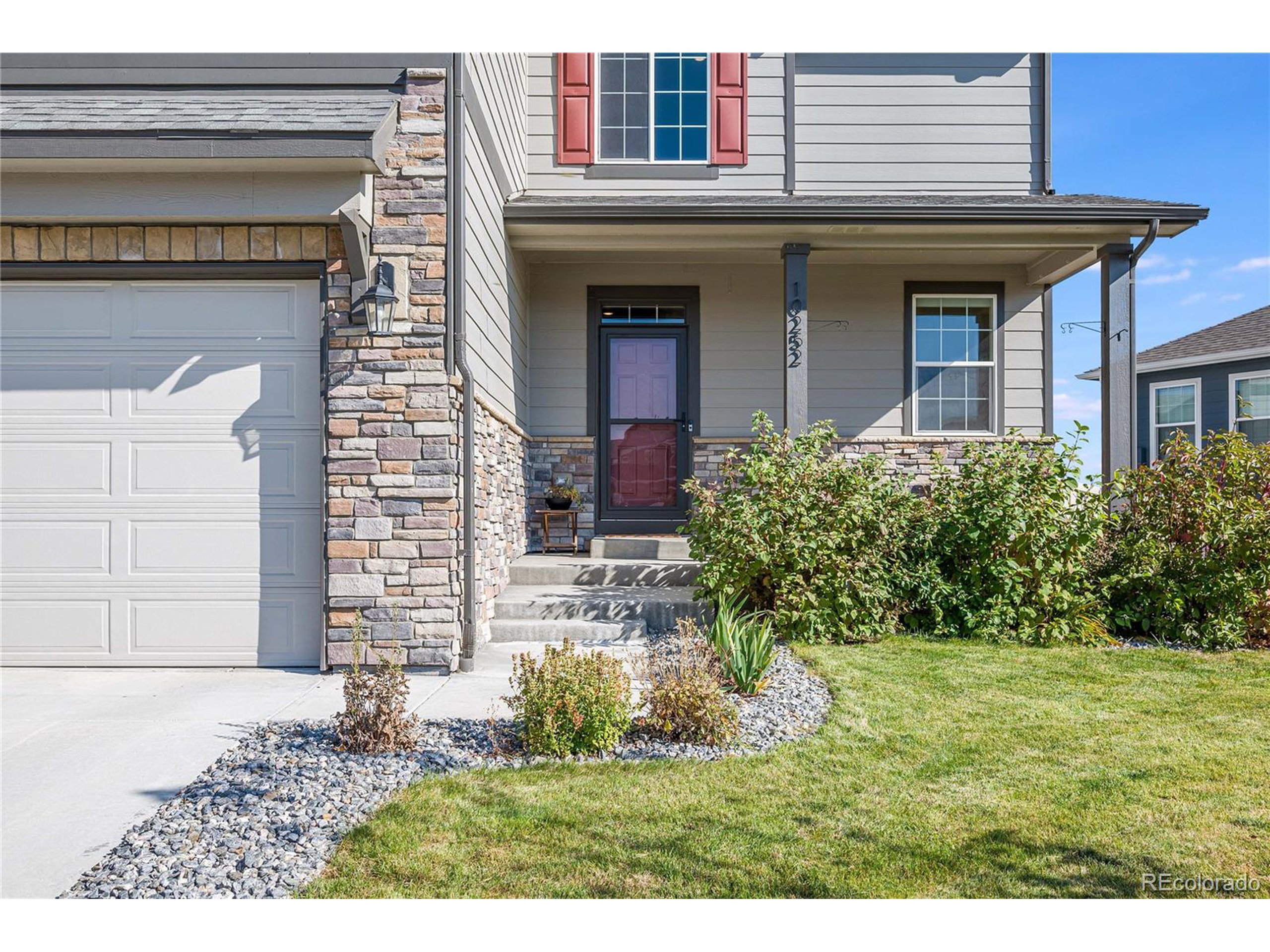 10252 Stagecoach Ave