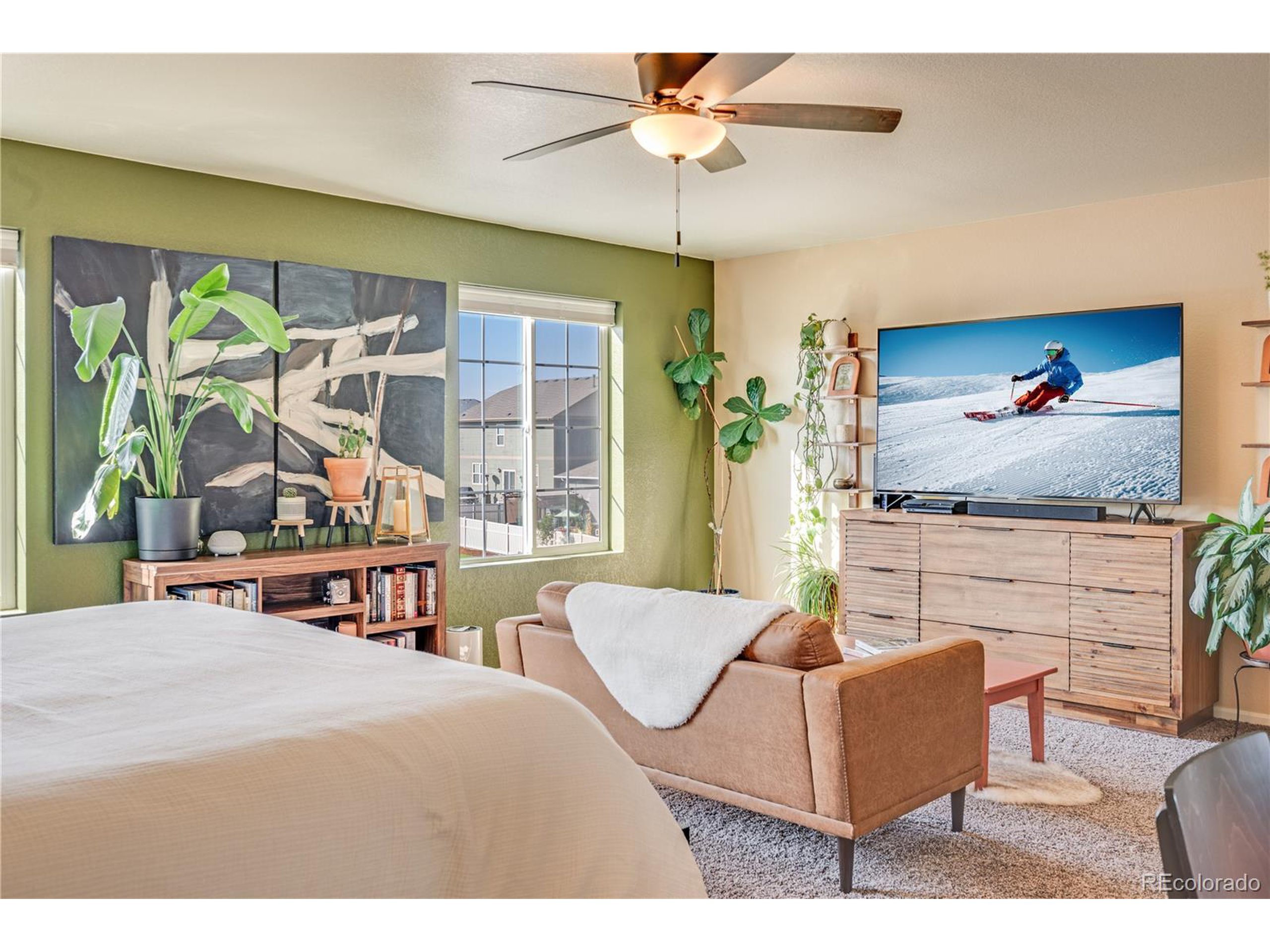 10252 Stagecoach Ave