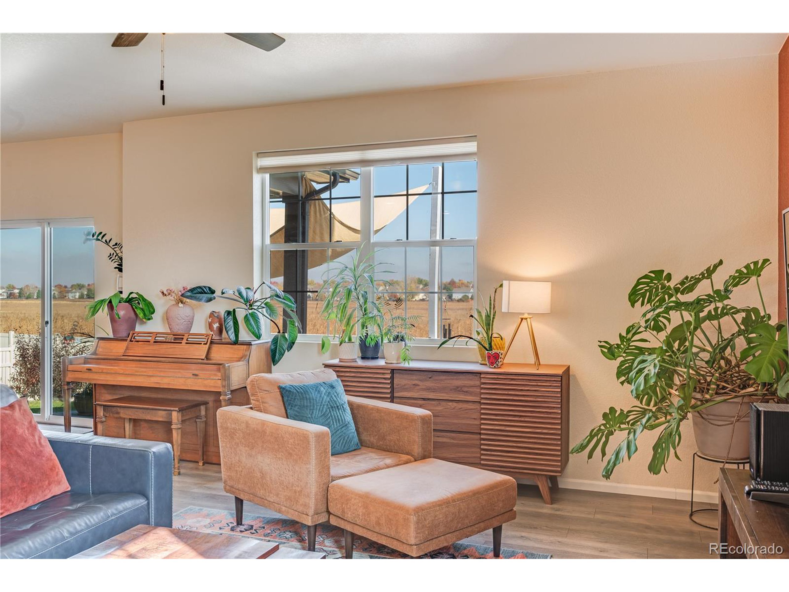 10252 Stagecoach Ave