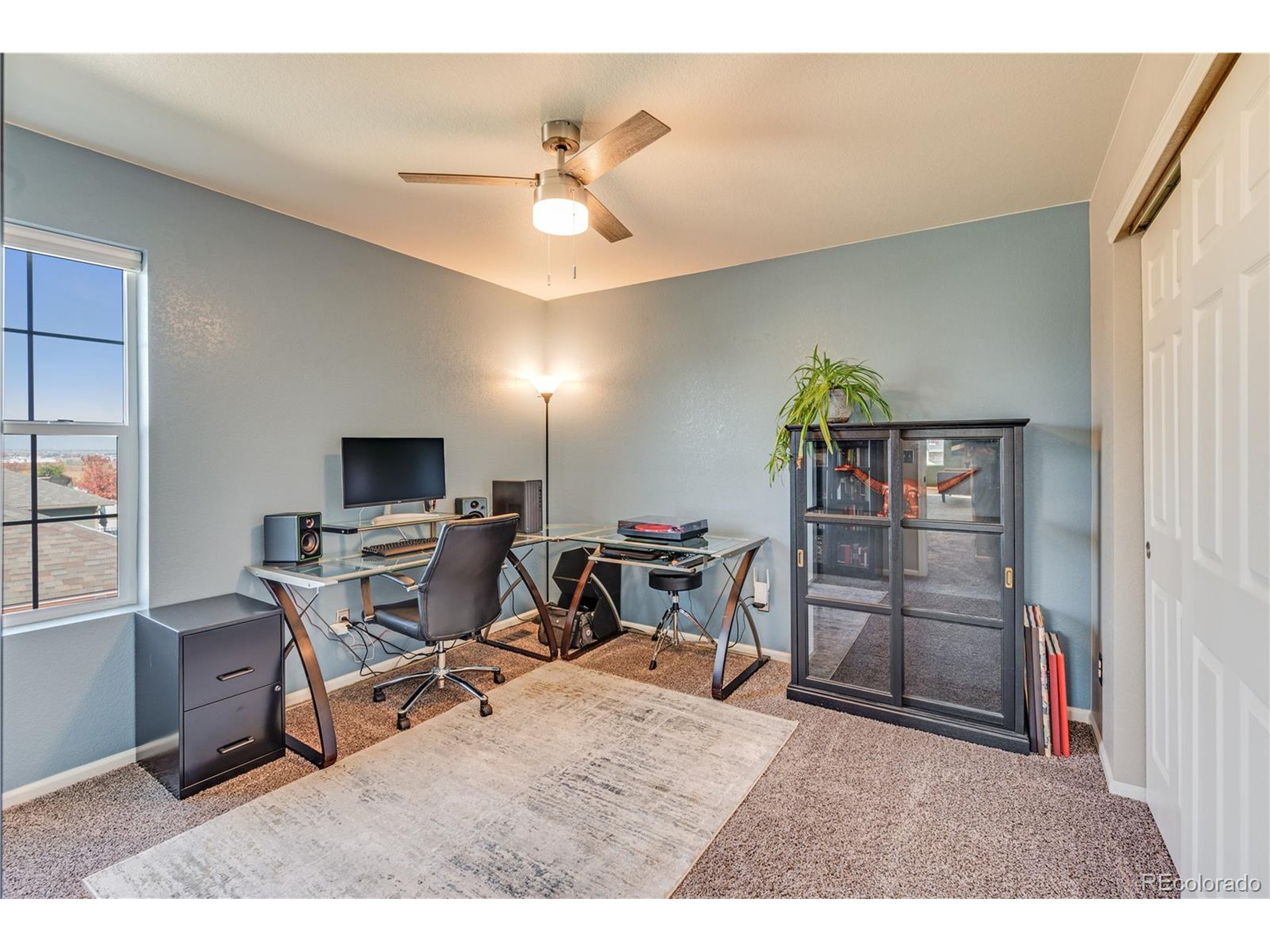 10252 Stagecoach Ave