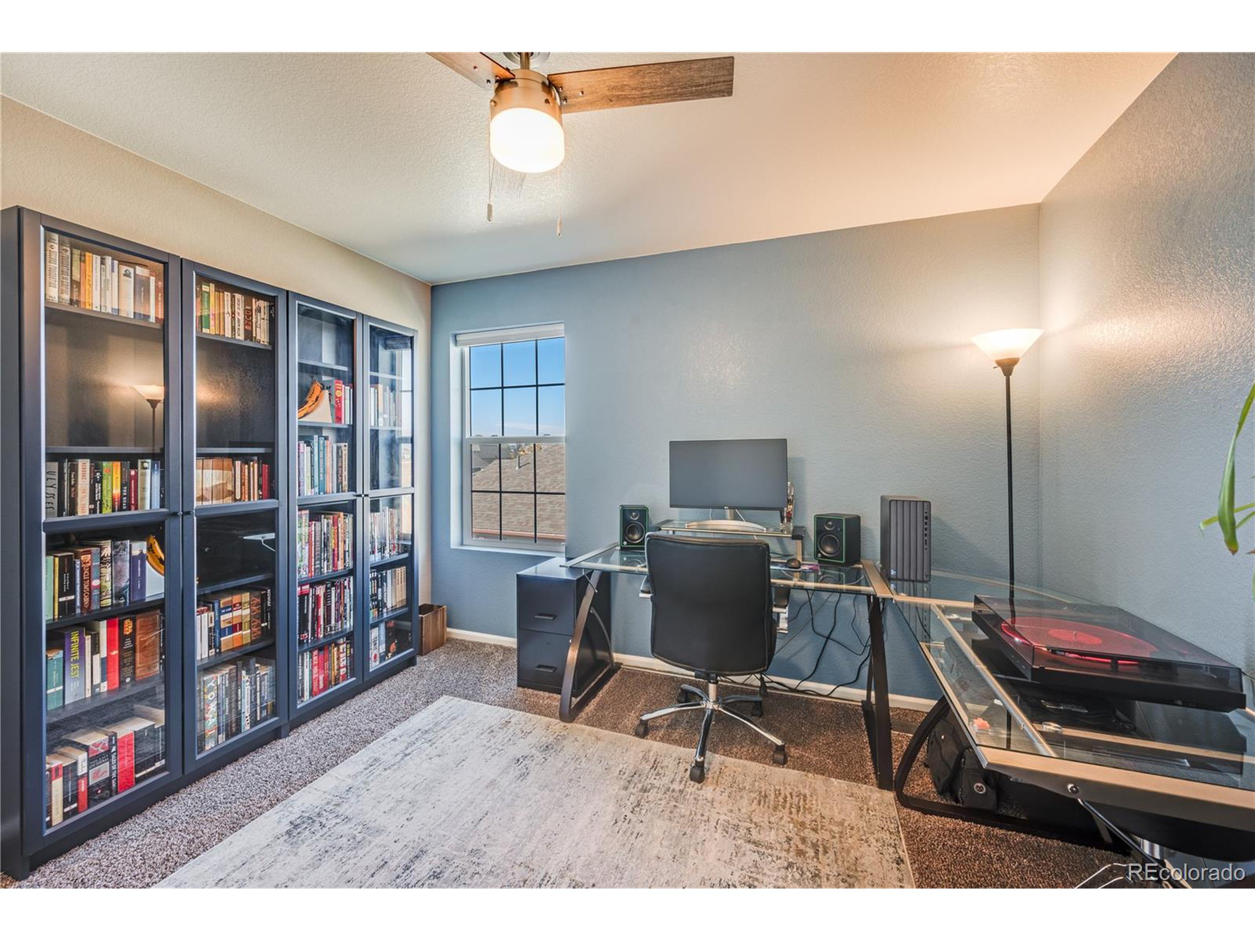 10252 Stagecoach Ave