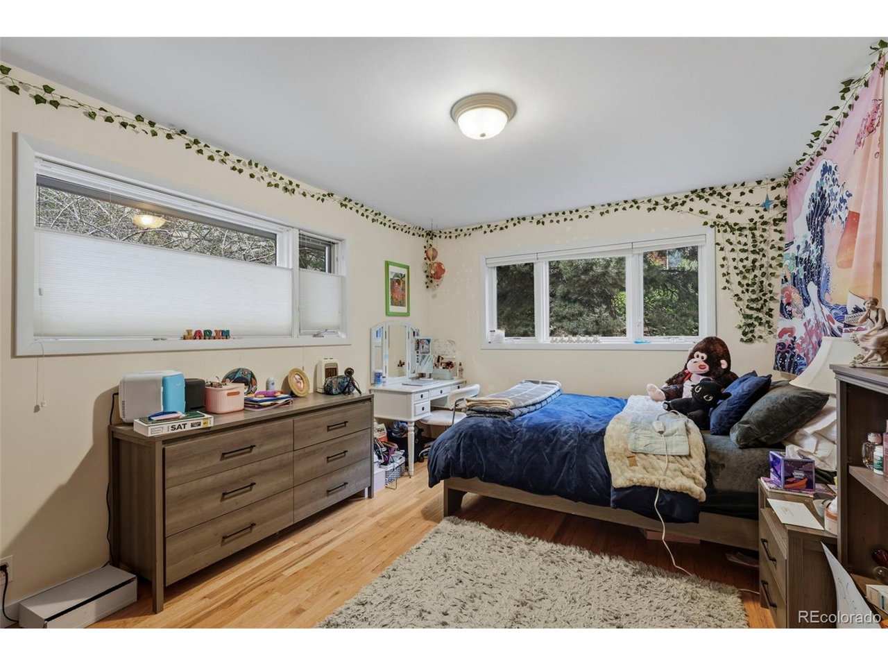 1225 Mariposa Ave