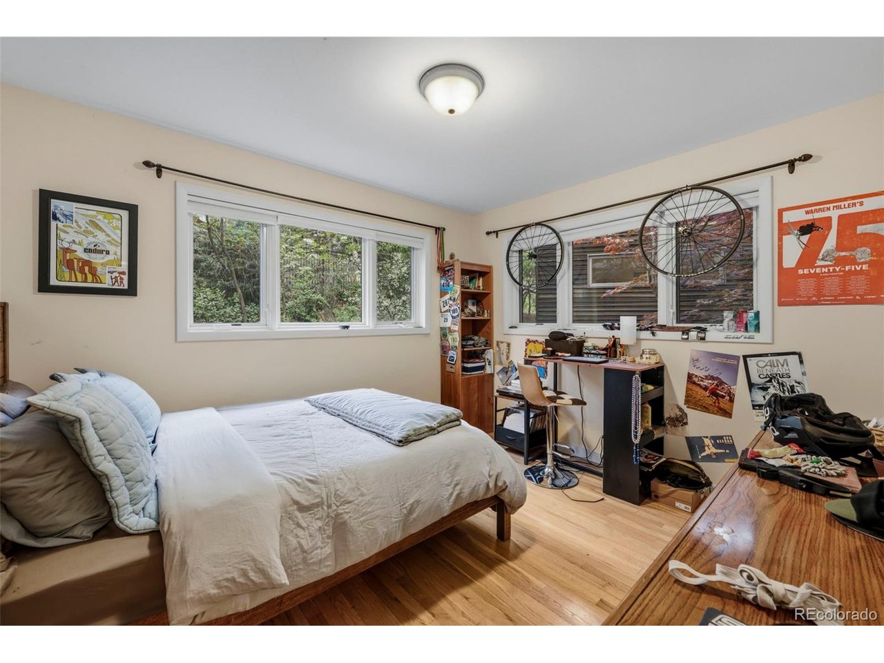 1225 Mariposa Ave