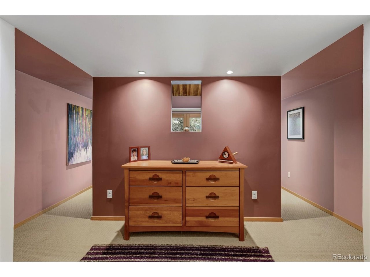 1225 Mariposa Ave