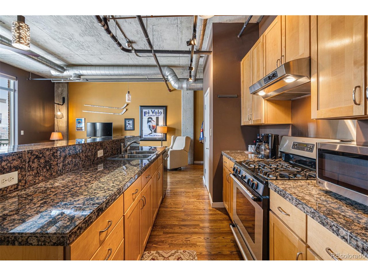 3201 Shoshone St 103