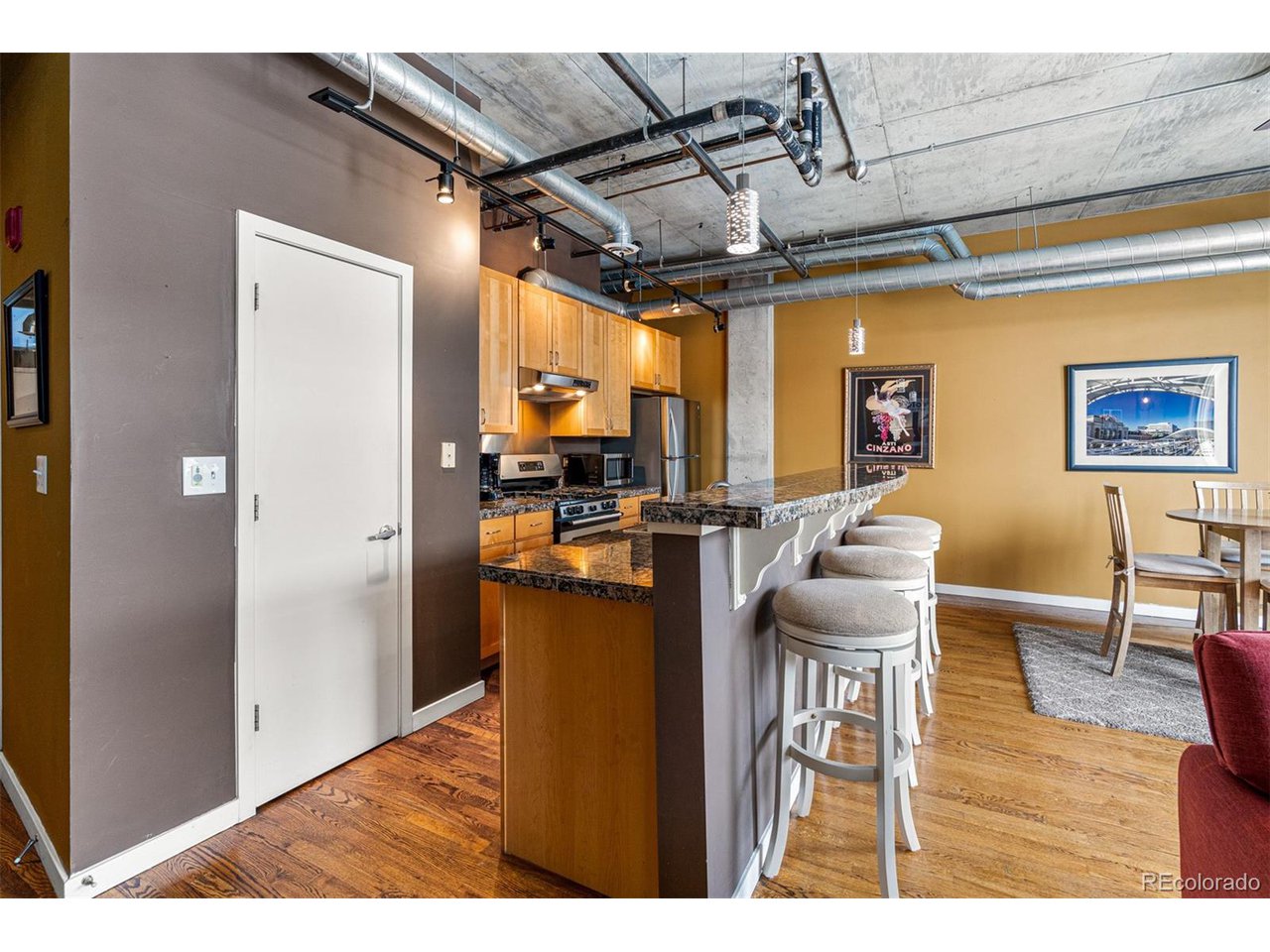 3201 Shoshone St 103