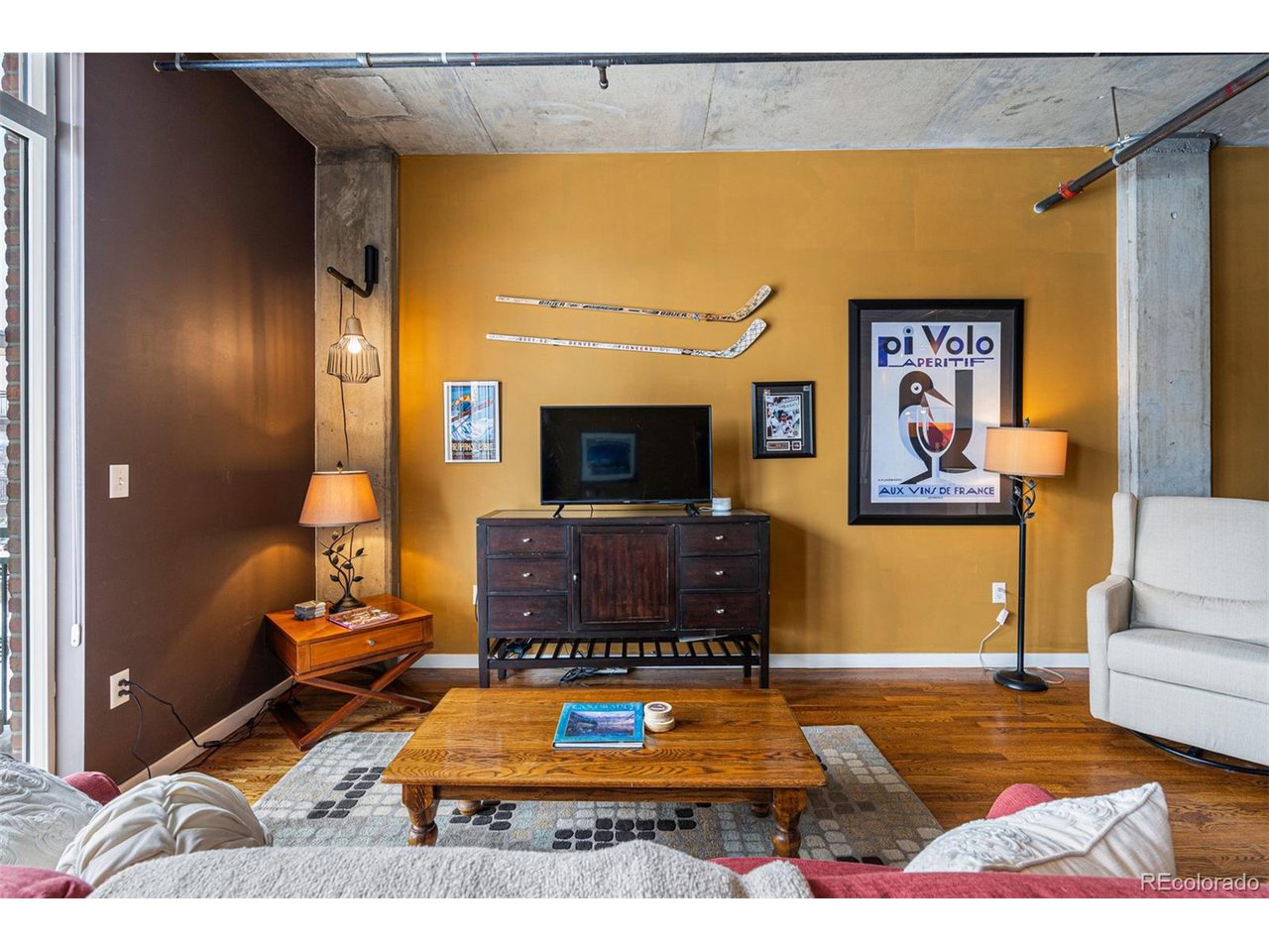 3201 Shoshone St 103