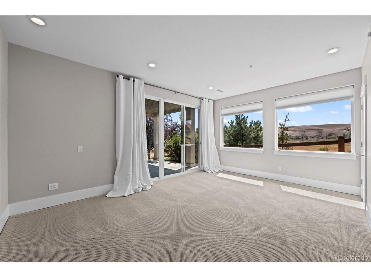 218 6th Ave