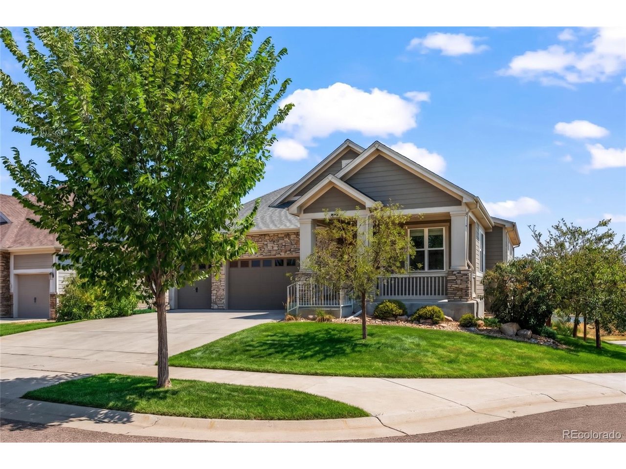 218 6th Ave