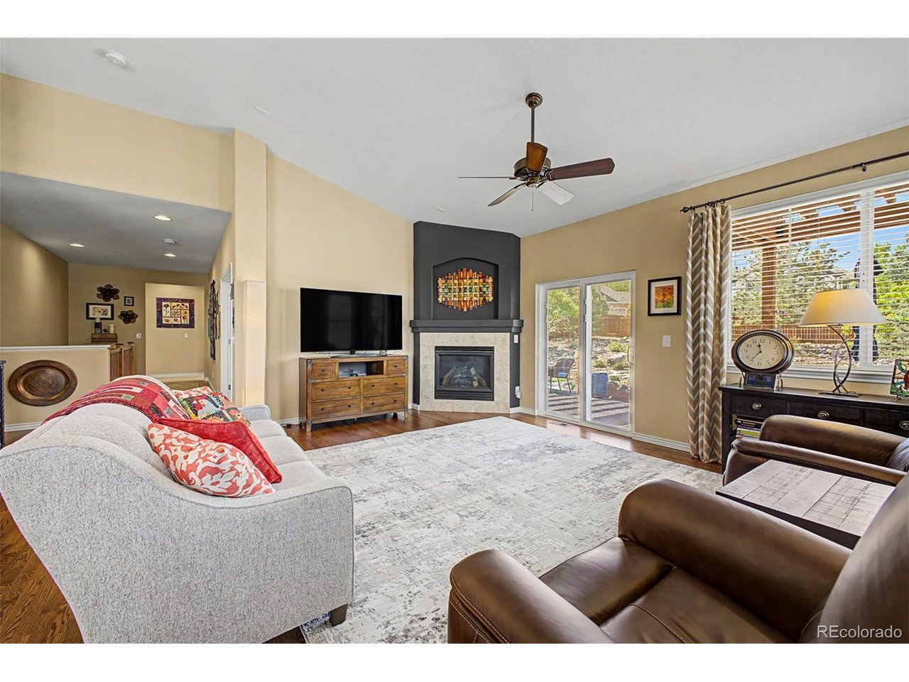 1282 Serene Dr
