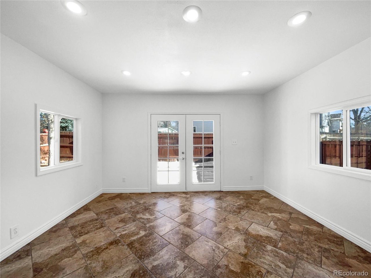 1922 Mount Sneffels St