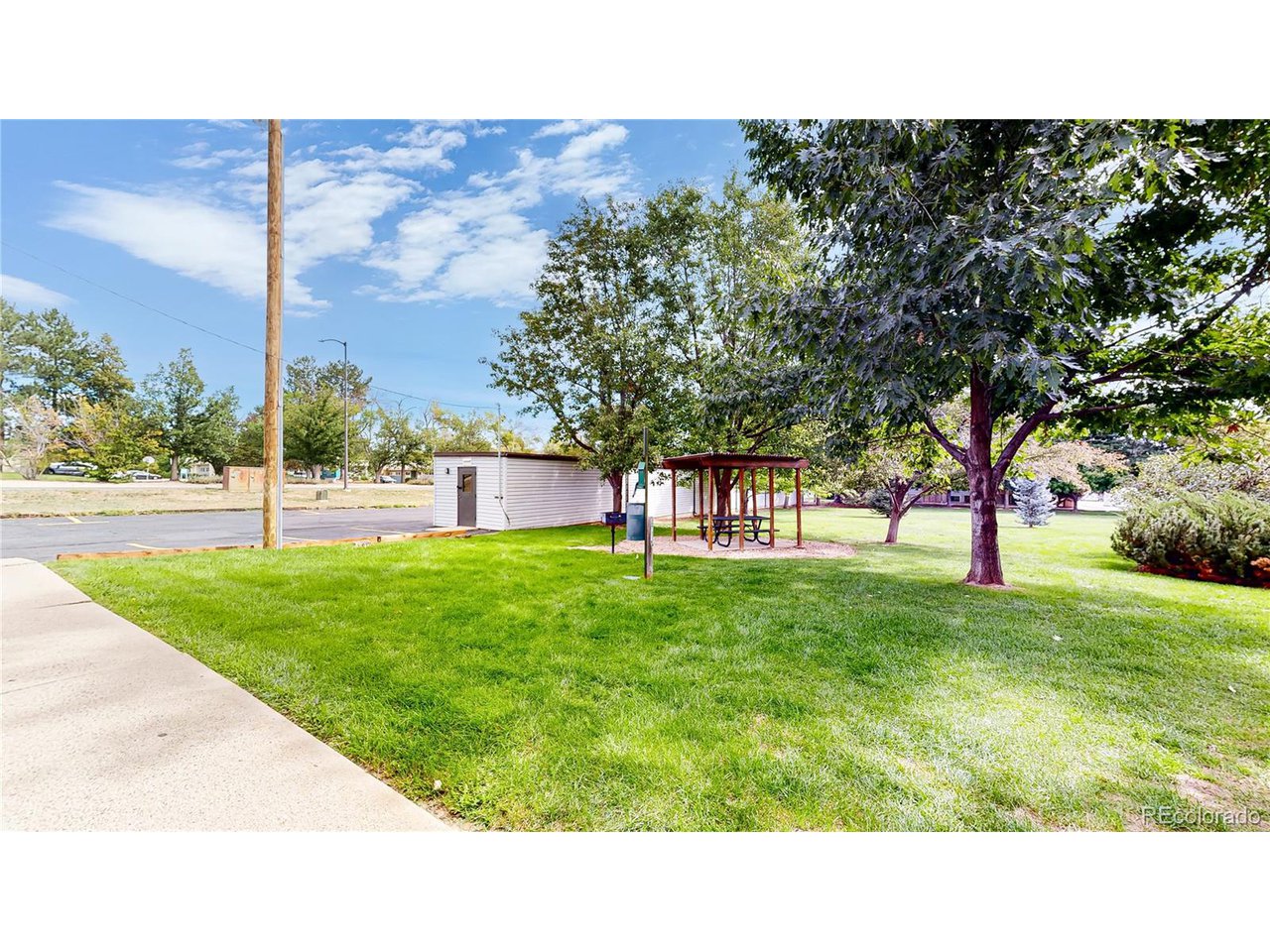 1612 Cottonwood Dr 11W