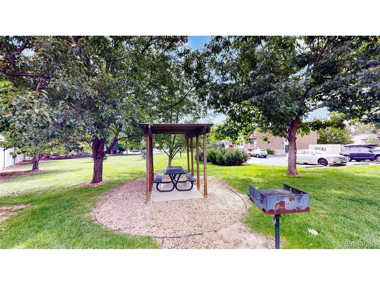 1612 Cottonwood Dr 11W