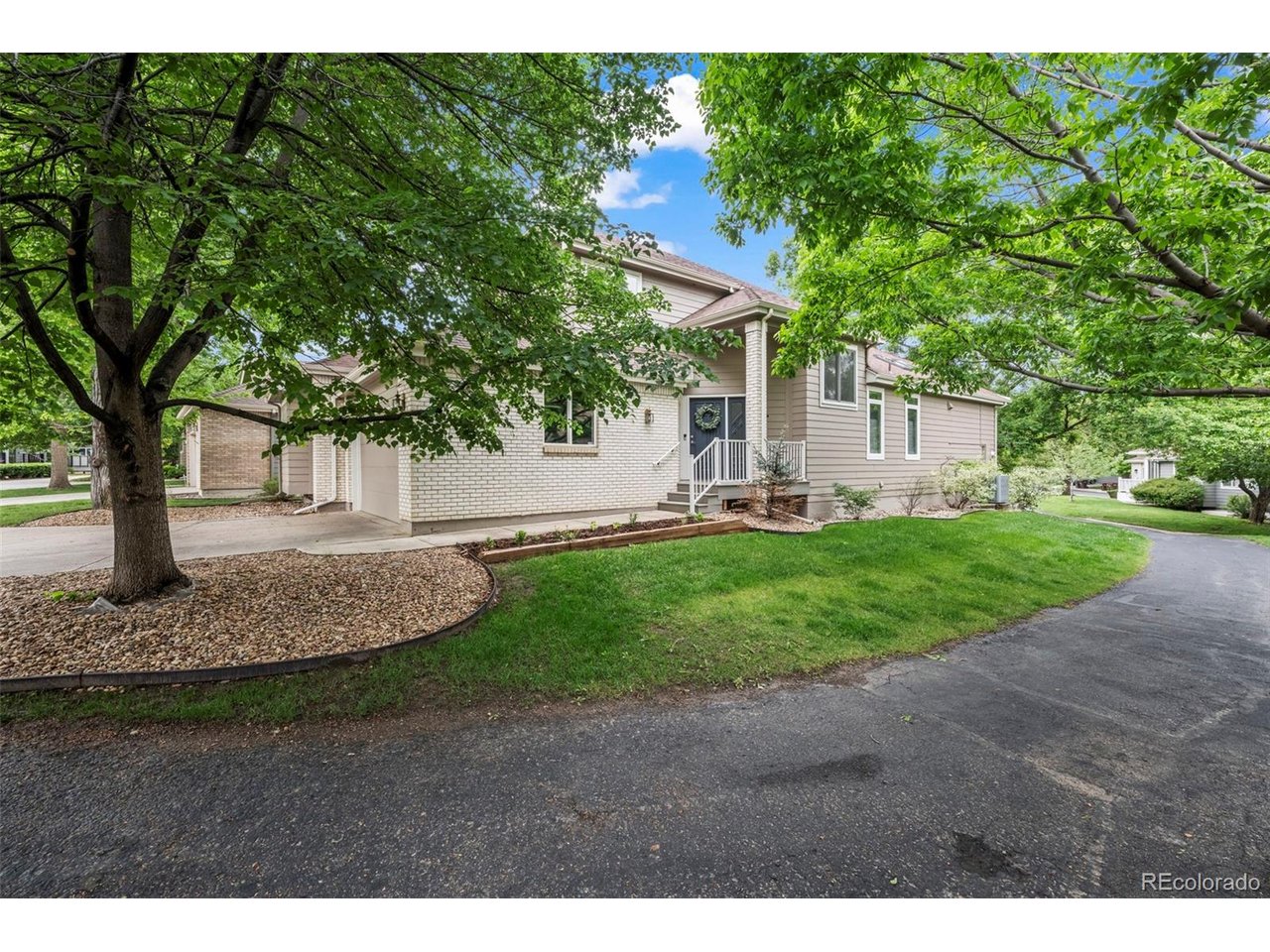 7358 Buckingham Ct
