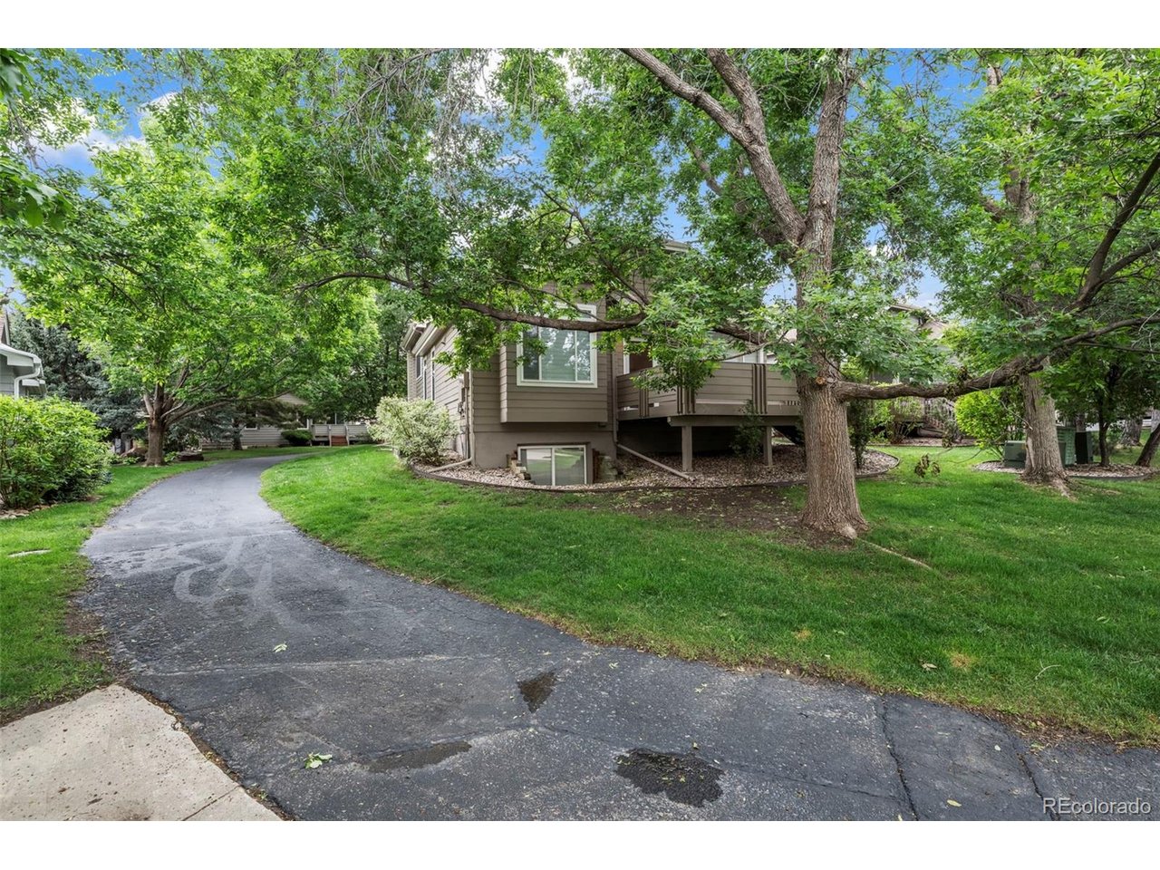 7358 Buckingham Ct