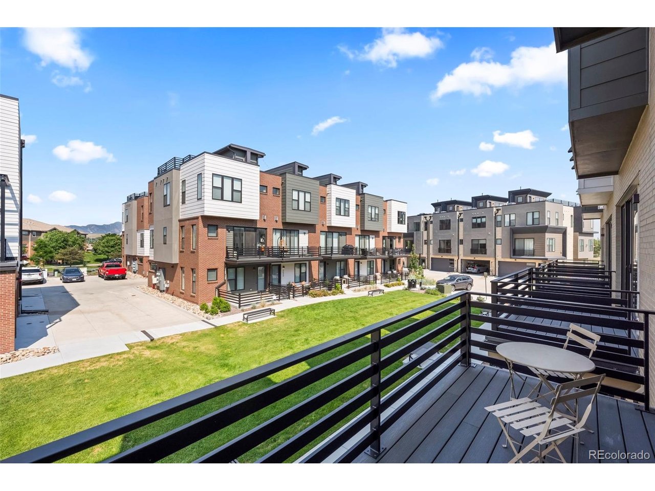 2673 Nicholas Way