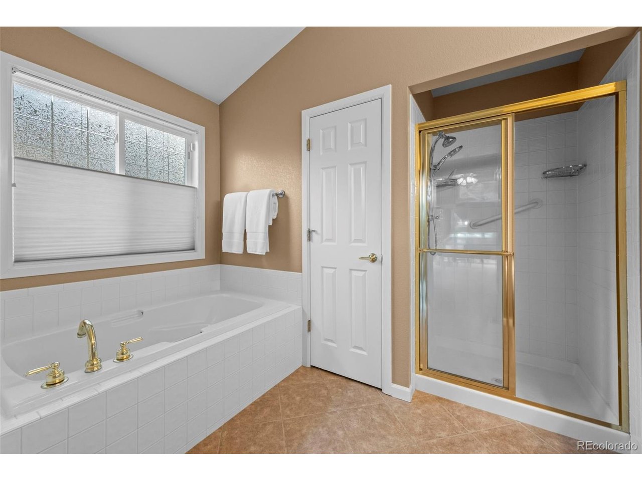 329 Wisteria Way