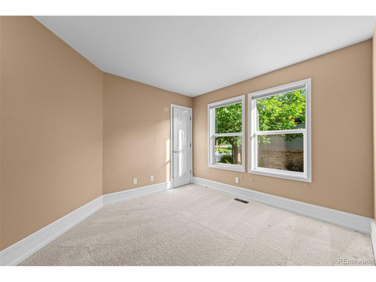 329 Wisteria Way