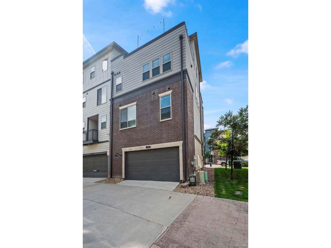 511 Promenade Dr