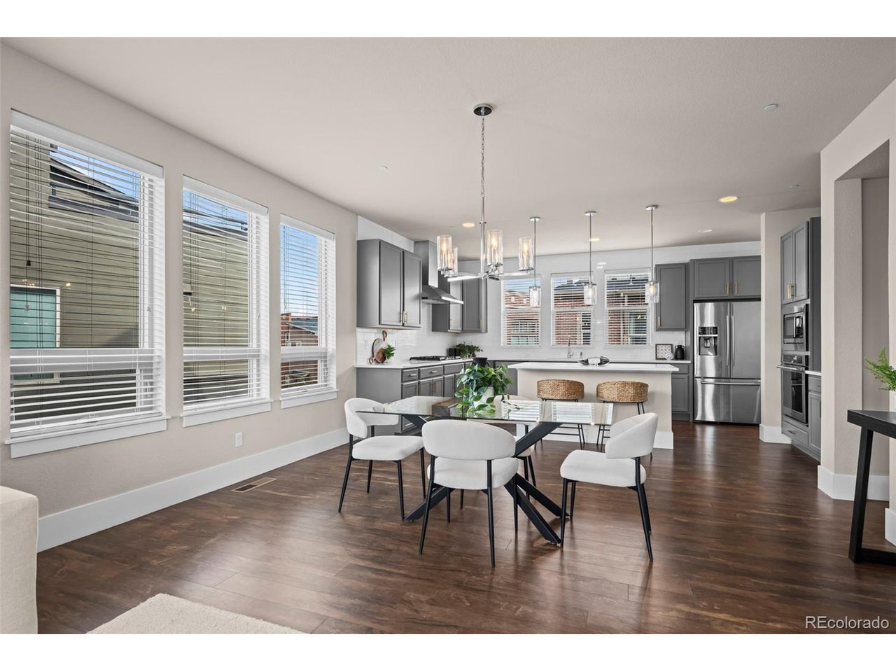 511 Promenade Dr