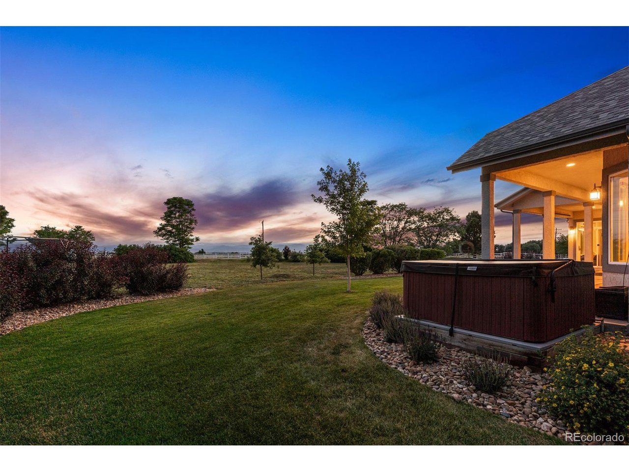 3045 S Buttercup Cir