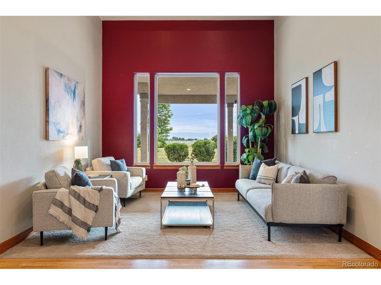 3045 S Buttercup Cir