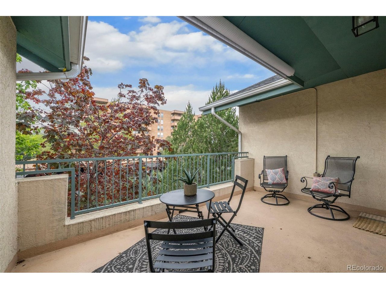 540 Mohawk Dr 15