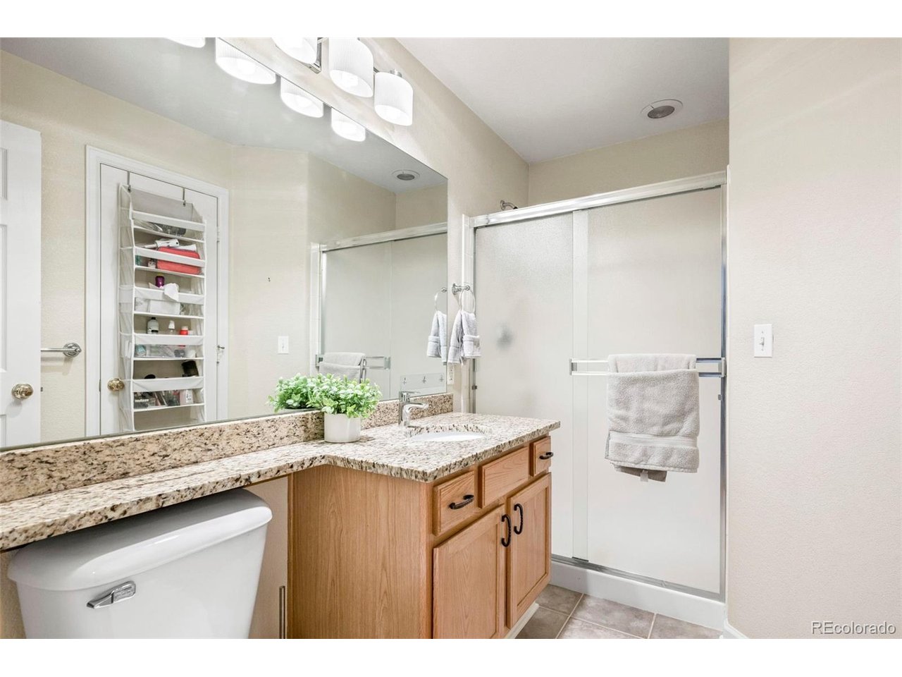 540 Mohawk Dr 15